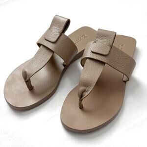 MERCEDES CASTILLO ‘MC-Tanna’ Flat Leather Sandals Size 9.5